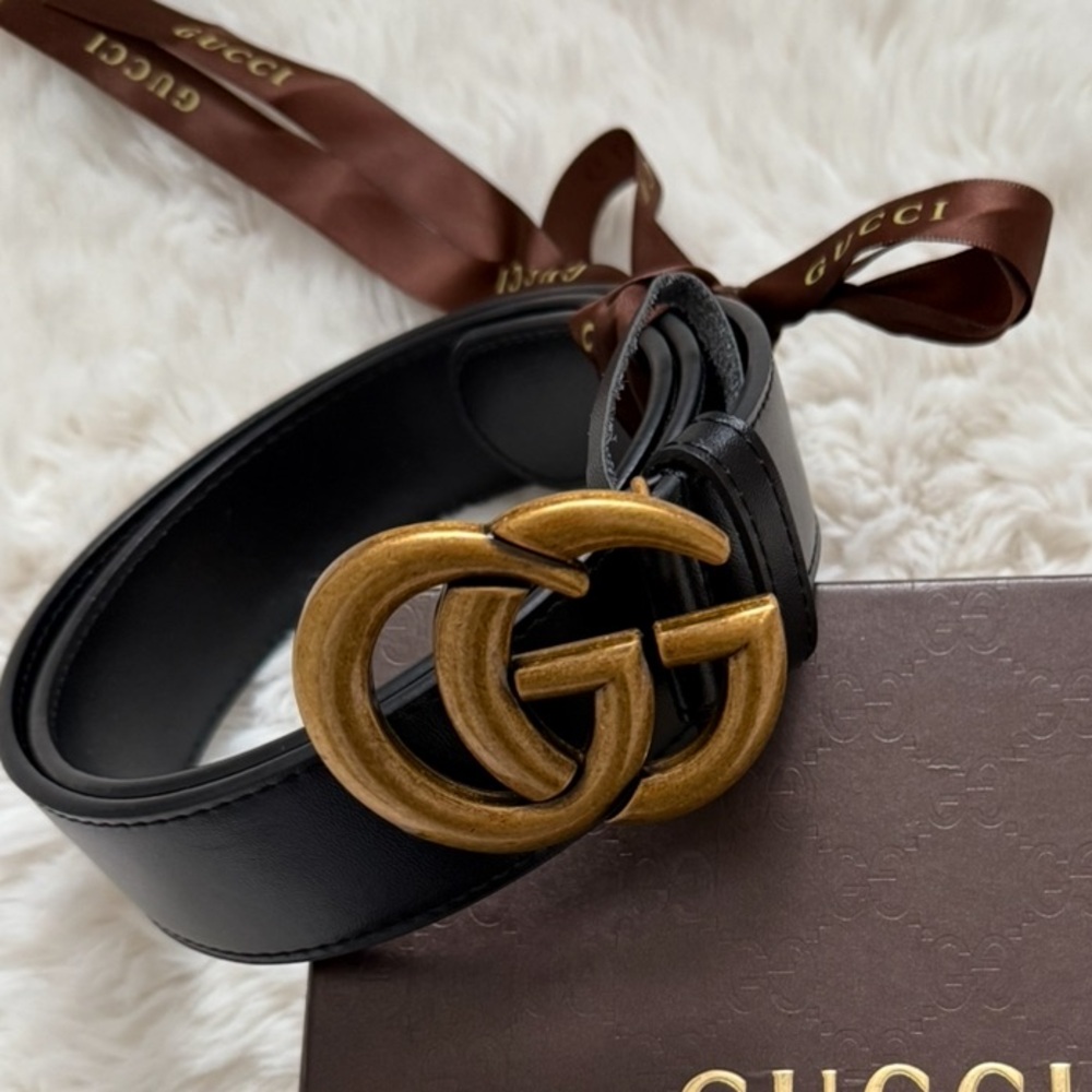 Trendy Boutique Black and Gold Women's Belt